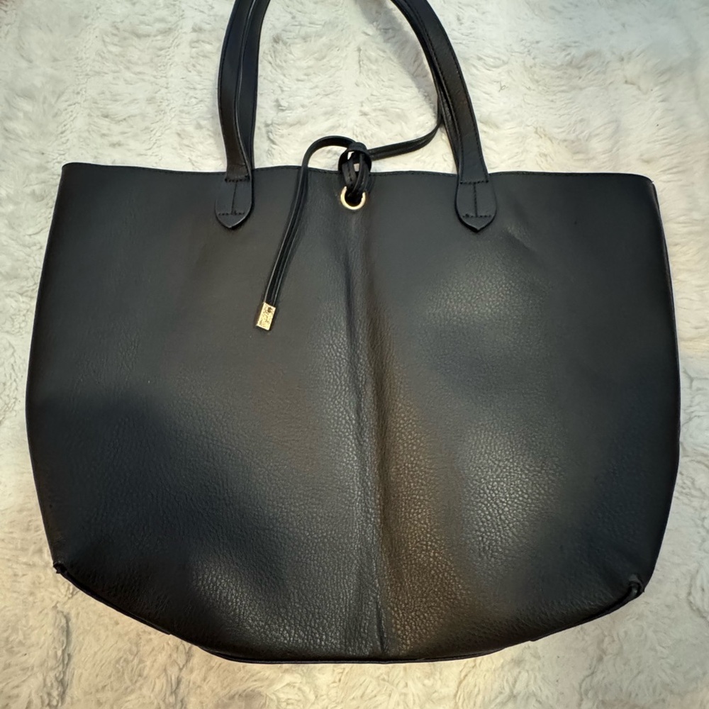 Elegant Black Leather Tote Bag